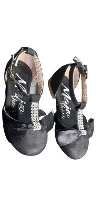 ZAPATILLA GAMUZA CORBATA NEGRO REF0028